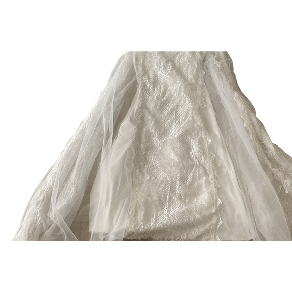 NWT Merry's Wedding Dress Size 4 Sheer Lace Silky Lining Flowing Bottom Train - Picture 12 of 16